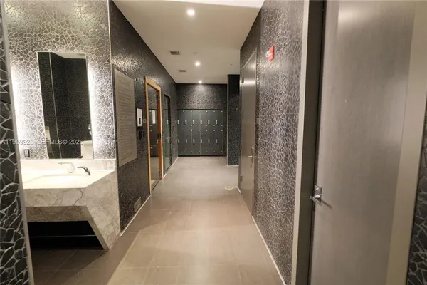 $4,800 | 1080 Brickell Avenue, Unit 3904, Miami, FL 33131