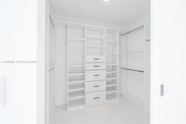 $4,800 | 1080 Brickell Avenue, Unit 3904, Miami, FL 33131