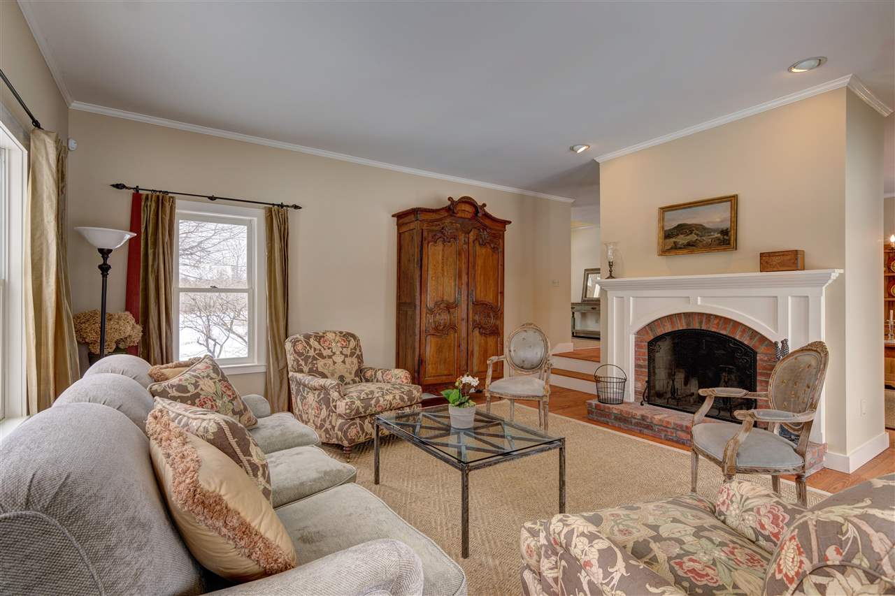105 Wings Point Road Charlotte, VT 05445 - Photo 3 of 40 Gallery Image 3