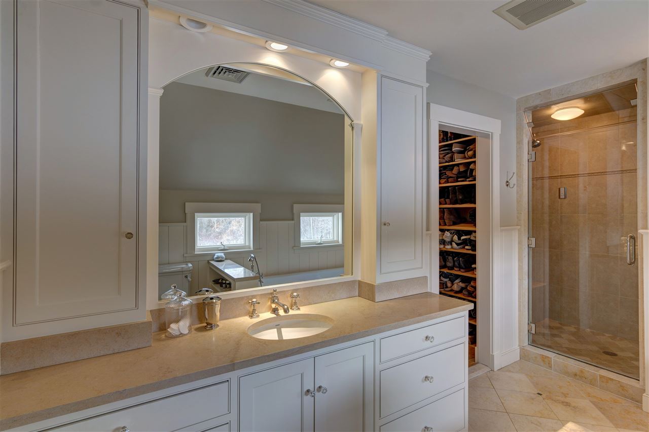 105 Wings Point Road Charlotte, VT 05445 - Photo 22 of 40 Gallery Image 22
