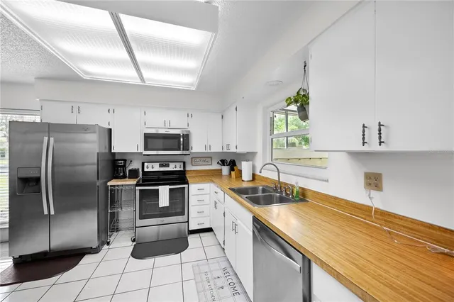 $265,000 | 1554 Glen Court, Unit A, Dunedin, FL 34698