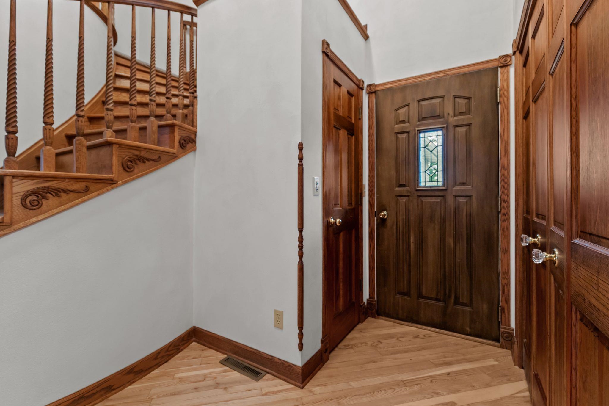17 Pamela Court Appleton, WI 54915 - Photo 4 of 69