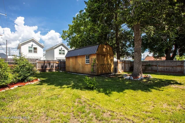 $450,000 | 1332 Chestnut Street, Sandpoint, ID 83864