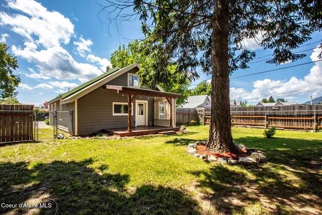 $450,000 | 1332 Chestnut Street, Sandpoint, ID 83864