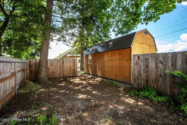 $450,000 | 1332 Chestnut Street, Sandpoint, ID 83864