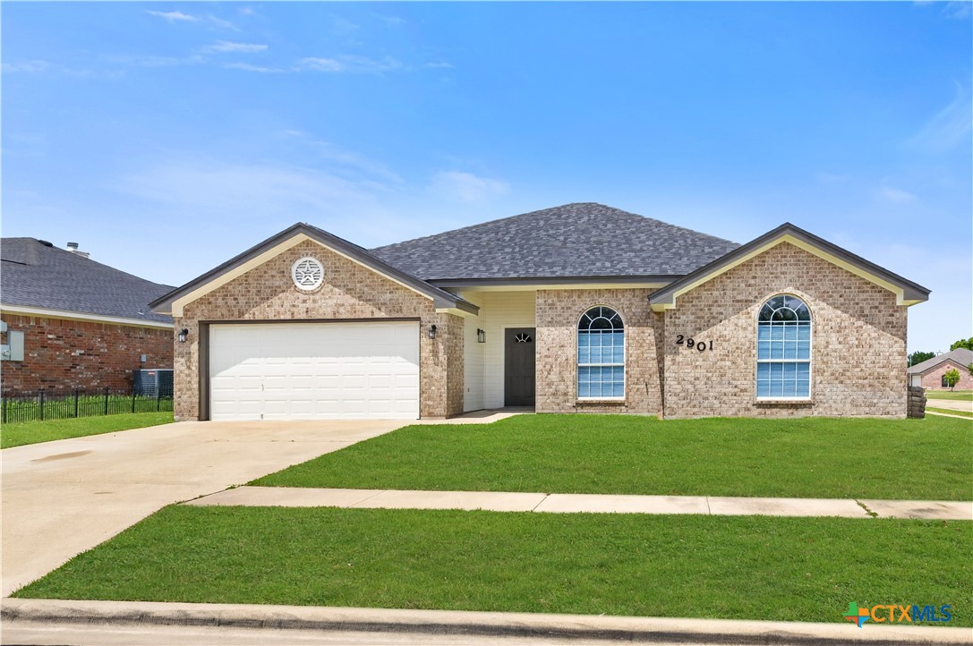 2901 Hydrangea Avenue Killeen, TX 76549 - Photo 2 of 29