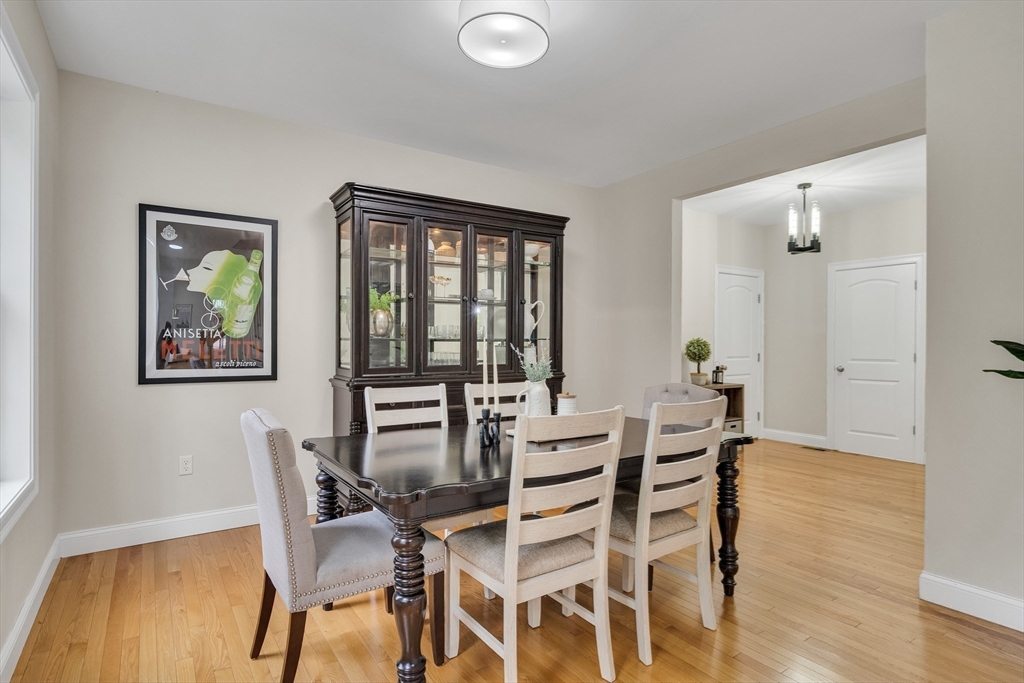 12 Cowdry Hill Road Westford, MA 01886 - Photo 8 of 42
