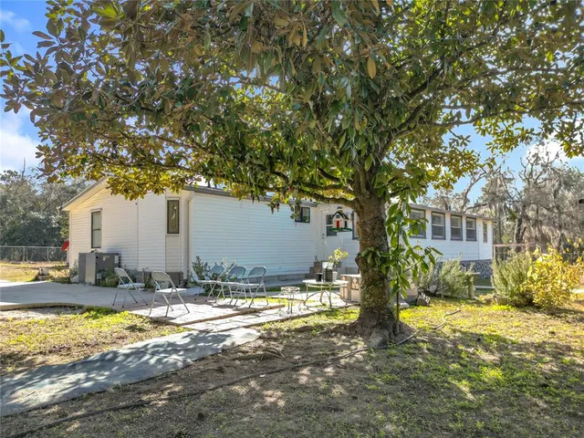 $220,000 | 14291 Southeast 26 Street, Morriston, FL 32668