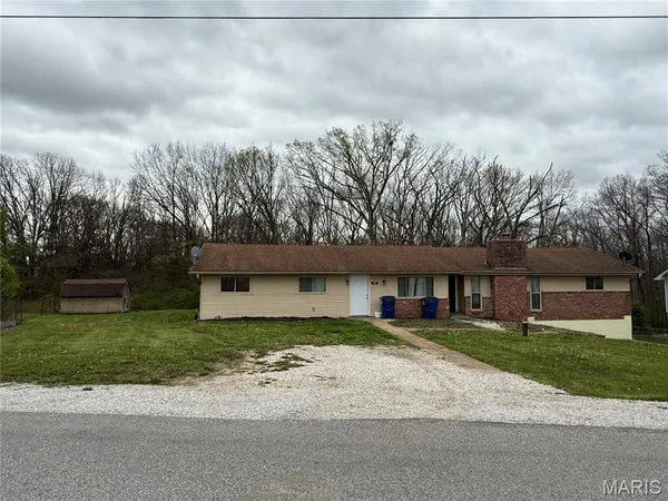 $350,000 | 106 Schemmer Road, Wright City, MO 63390