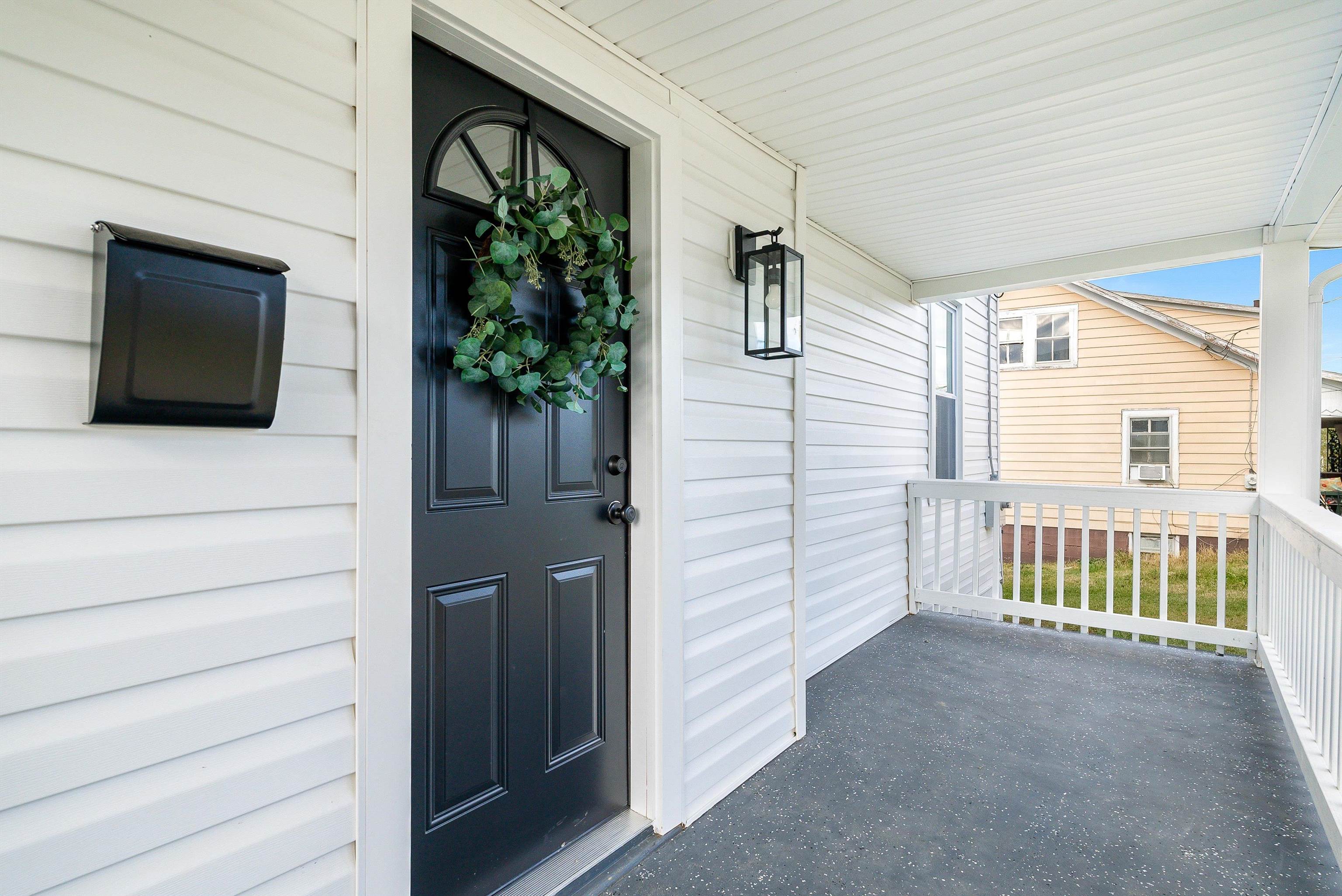 347 Port Republic Road Waynesboro, VA 22980 - Photo 6 of 29 Gallery Image 6