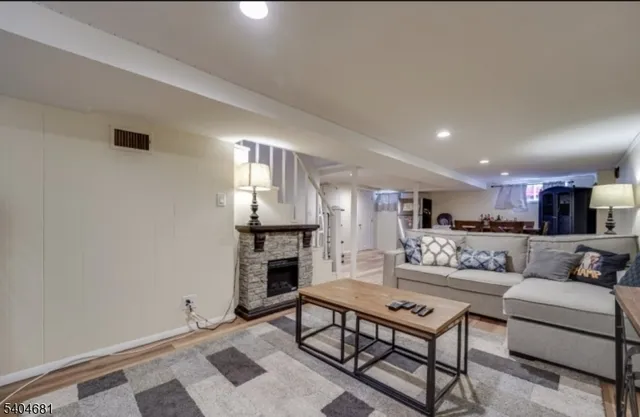 $3,500 | 391 Ward Street, Union, NJ 07083