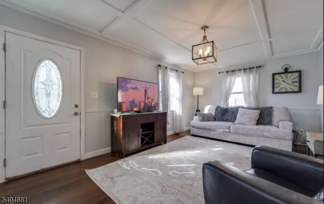 $3,500 | 391 Ward Street, Union, NJ 07083