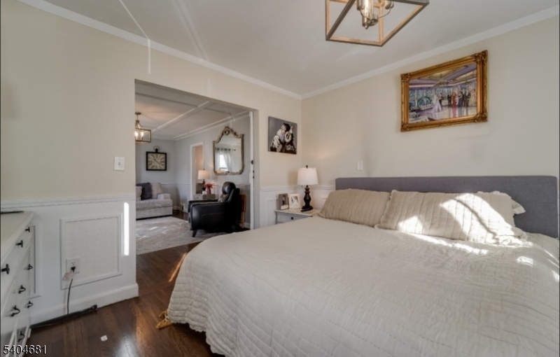 391 Ward Street Union, NJ 07083 - Photo 8 of 23