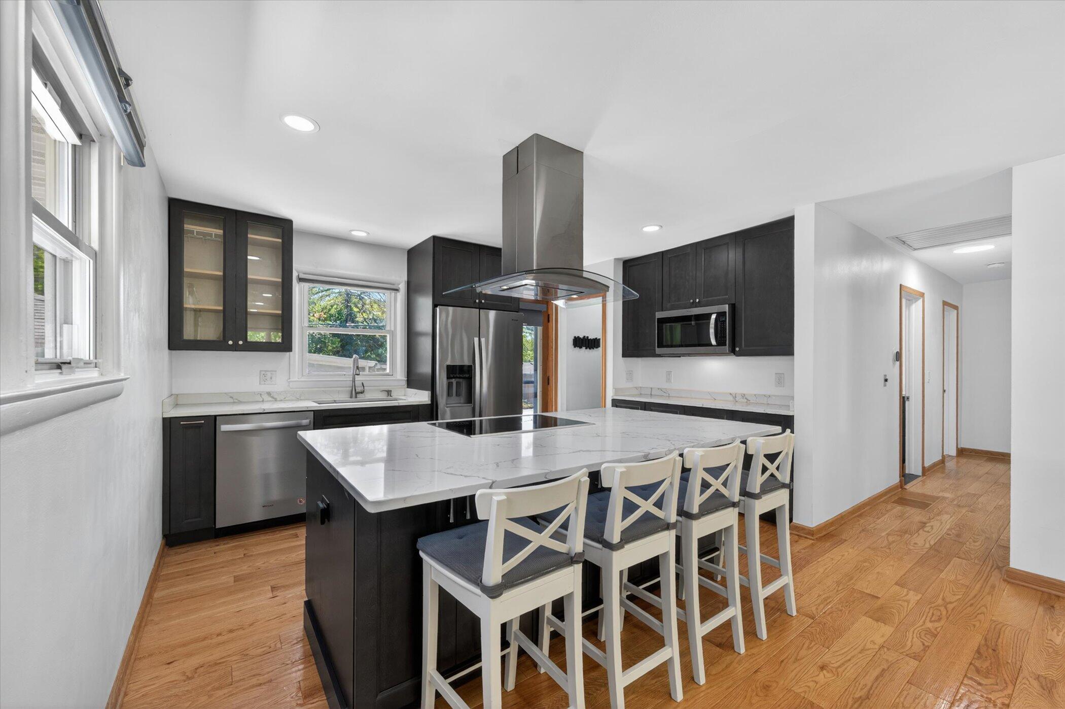 900 Pomona Road Ann Arbor, MI 48103 - Photo 10 of 60 10-900-Pomona-Rd-WindowStill