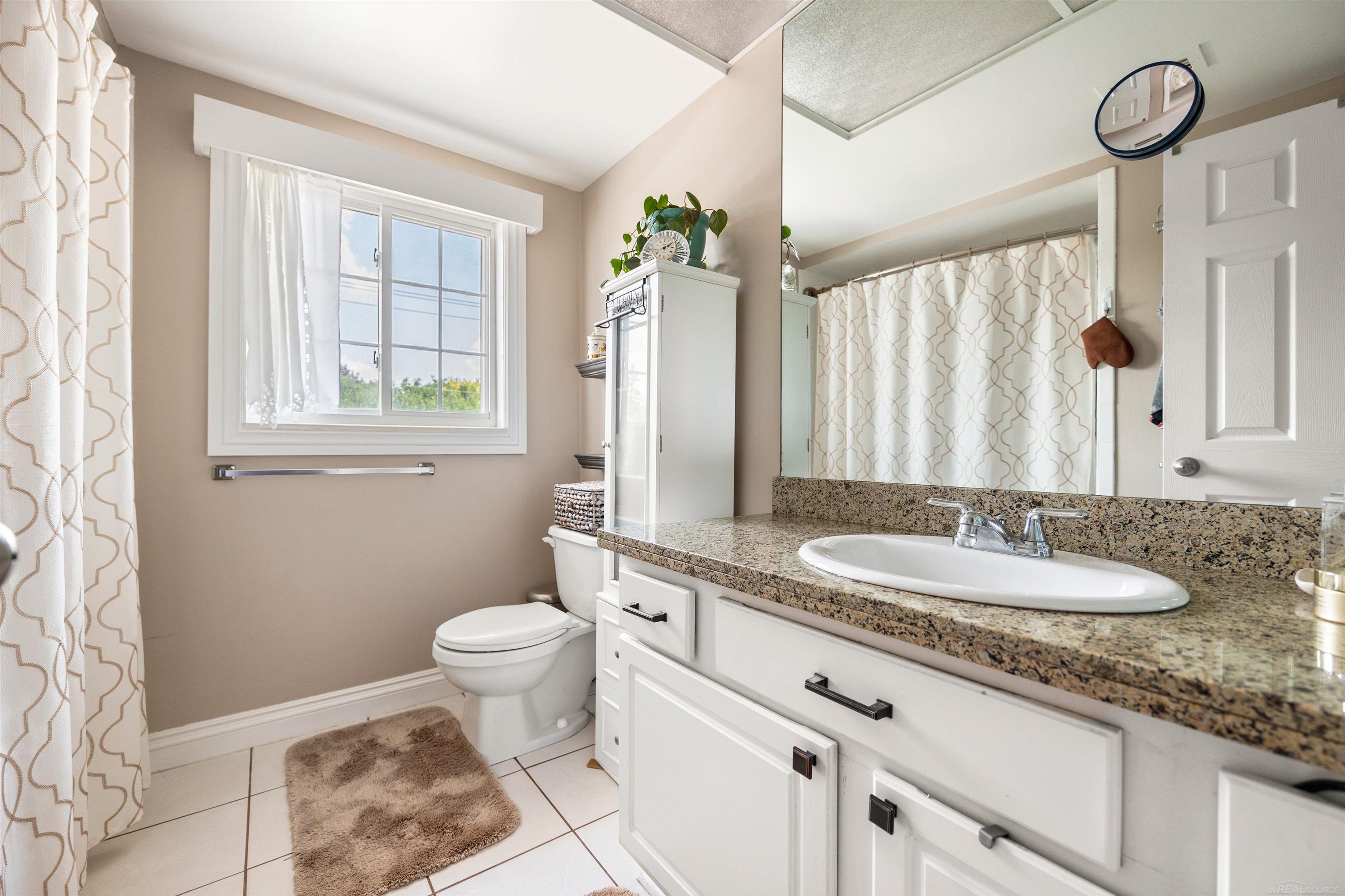 2375 Walton Boulevard, Unit 22 Rochester, MI 48309 - Photo 14 of 20