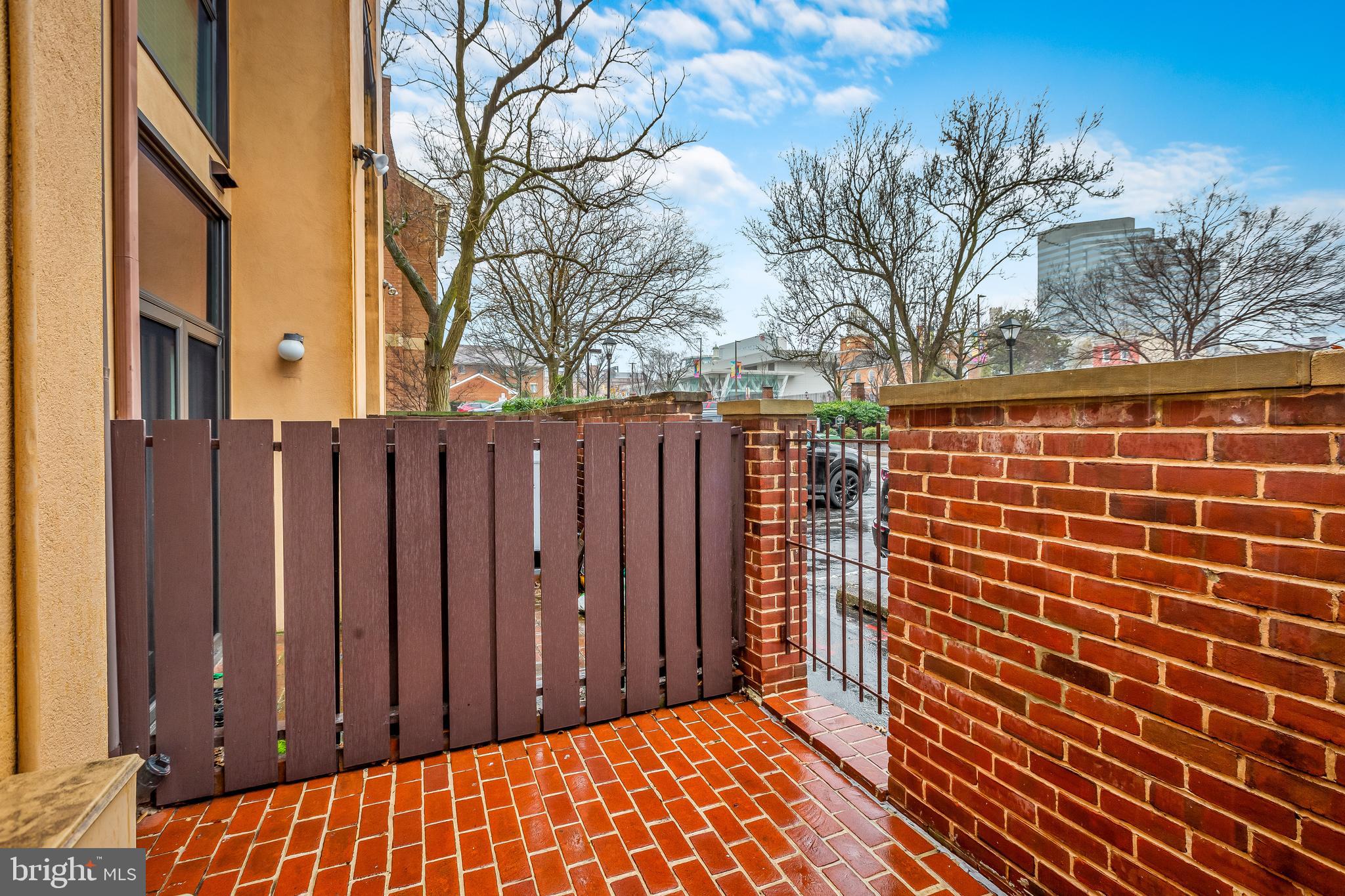 420 South Hanover Street Baltimore, MD 21201 - Photo 11 of 44