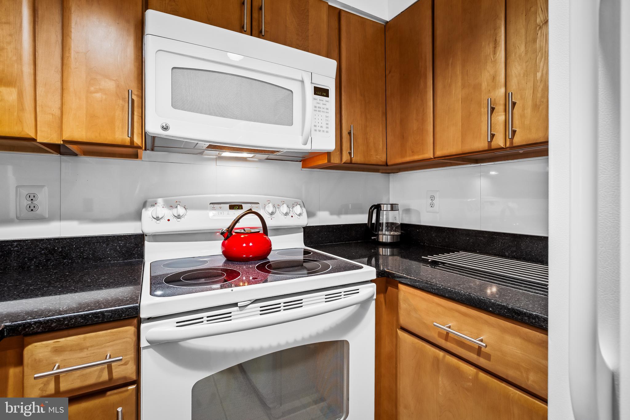 420 South Hanover Street Baltimore, MD 21201 - Photo 17 of 44