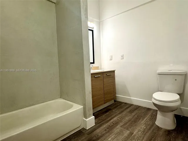 $3,100 | 4770 Northwest 23rd Avenue, Miami, FL 33142