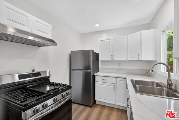 $5,200 | 546 San Juan Avenue, Venice, CA 90291