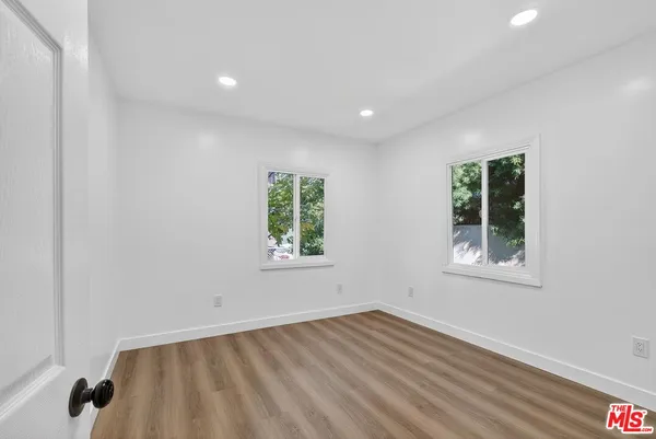 $5,200 | 546 San Juan Avenue, Venice, CA 90291