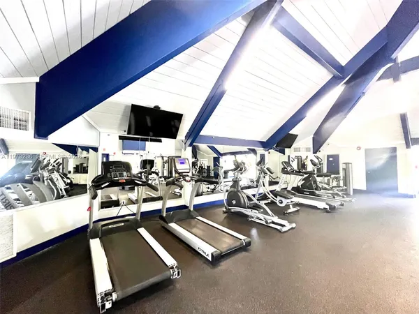 $247,500 | 1470 Northeast 123rd Street, Unit A707, North Miami, FL 33161
