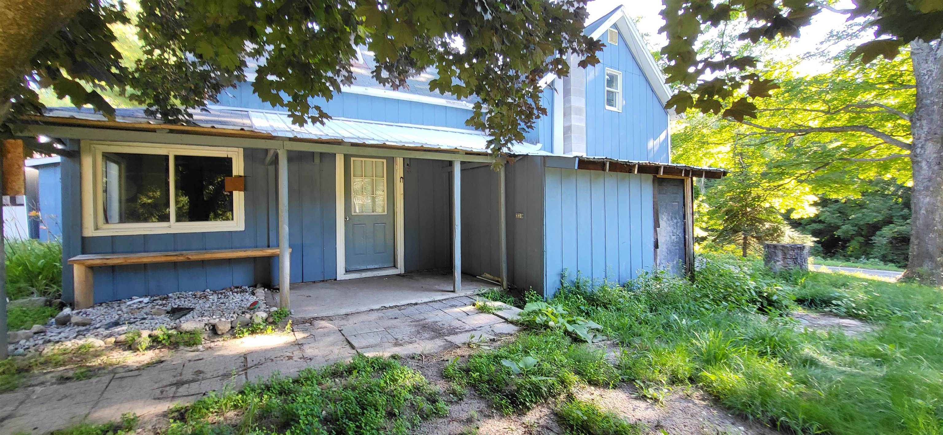3011 Muckle Road Central Lake, MI 49622 - Photo 3 of 38 1904270-2.JPG