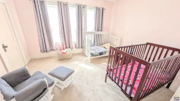 $189,900 | 930 Lawrence Street, Emporia, KS 66801