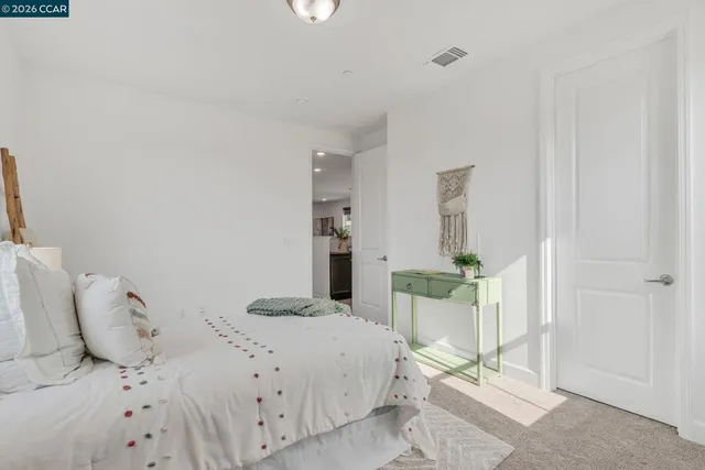 $1,350,000 | 1553-1553 South Perkins Place, Mountain House, CA 95391