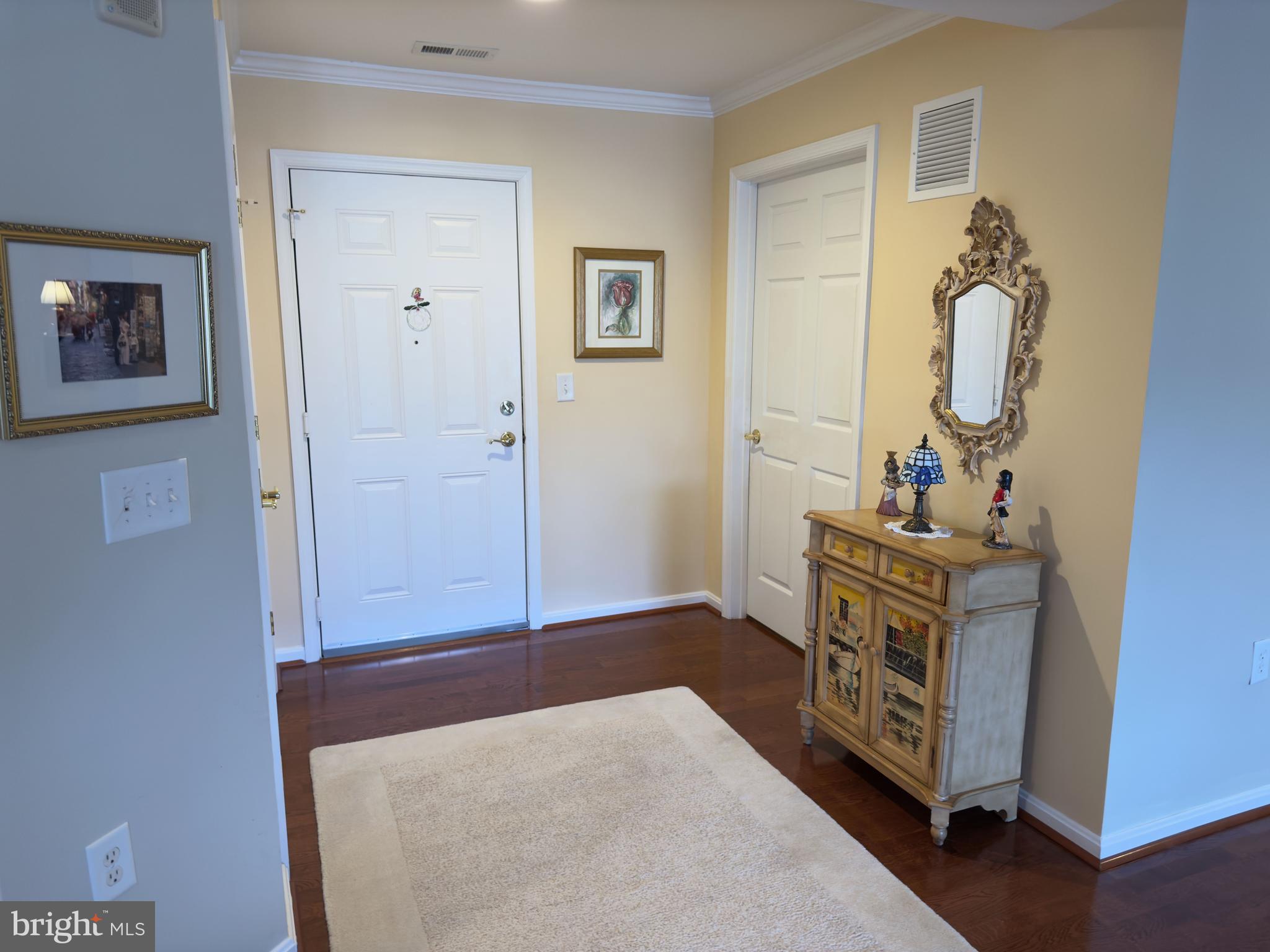 12251 Roundwood Road, Unit 601 Lutherville-Timonium, MD 21093 - Photo 11 of 41 Entry foyer