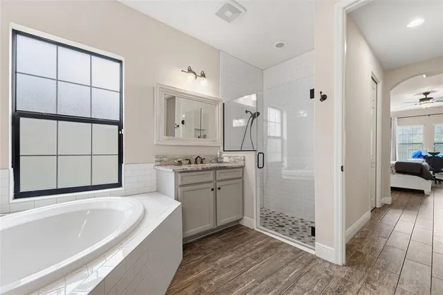 $899,900 | 12718 Burns Drive, Odessa, FL 33556