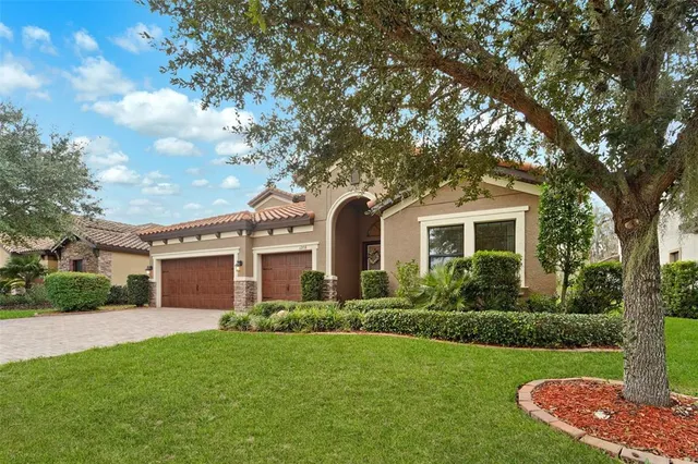 $899,900 | 12718 Burns Drive, Odessa, FL 33556