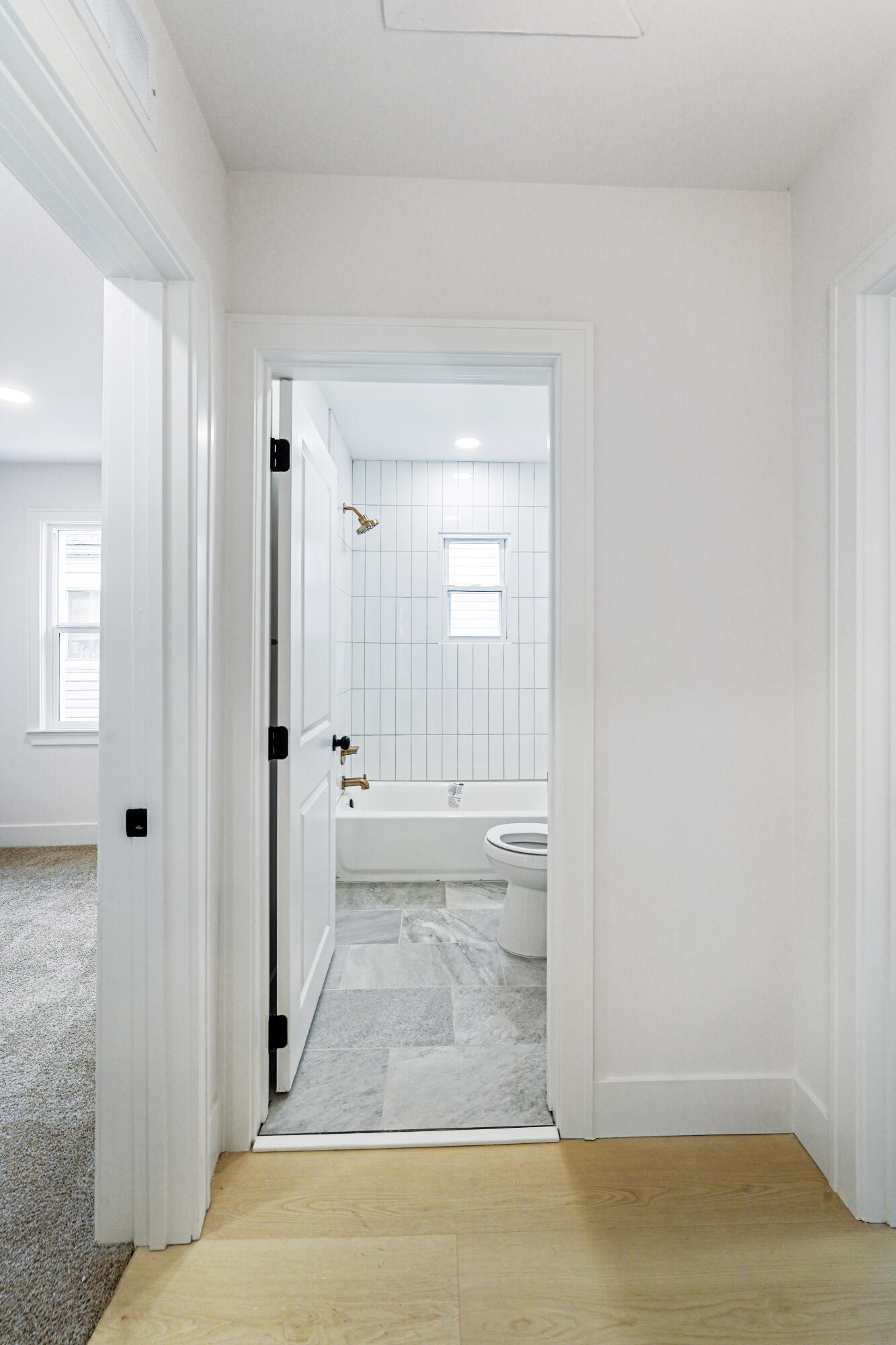 7043 Toepfer Road Warren, MI 48091 - Photo 13 of 50 Photo Oct 23 2025, 2 30 29 PM