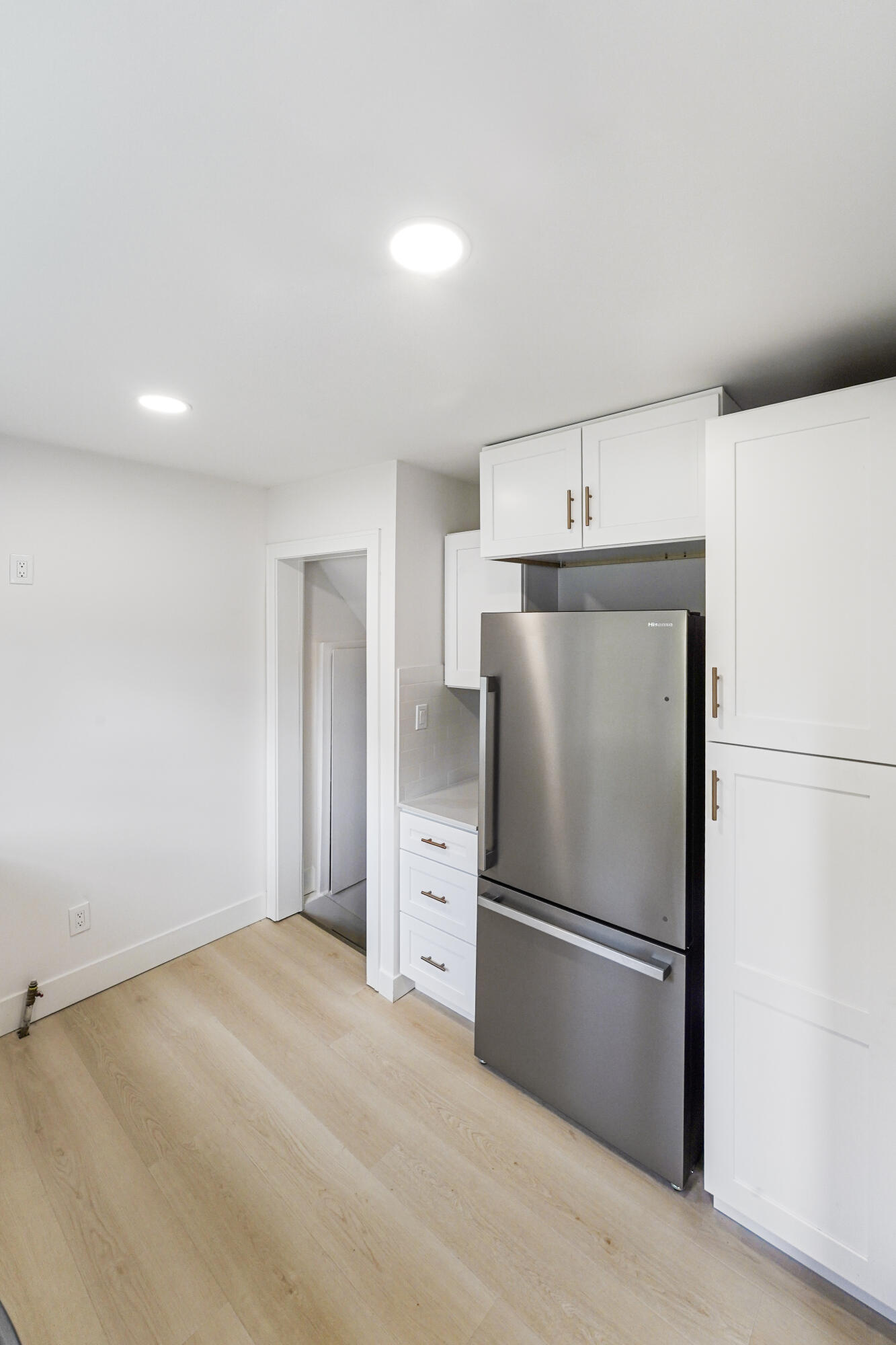 7043 Toepfer Road Warren, MI 48091 - Photo 31 of 50 Photo Oct 23 2025, 2 37 08 PM