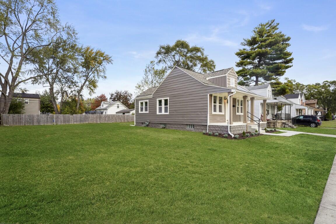 7043 Toepfer Road Warren, MI 48091 - Photo 49 of 50 Photo Oct 23 2025, 2 12 39 PM