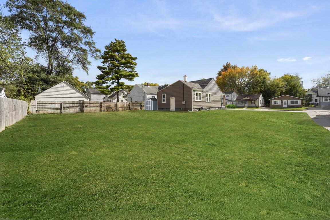 7043 Toepfer Road Warren, MI 48091 - Photo 50 of 50 Photo Oct 23 2025, 2 21 14 PM