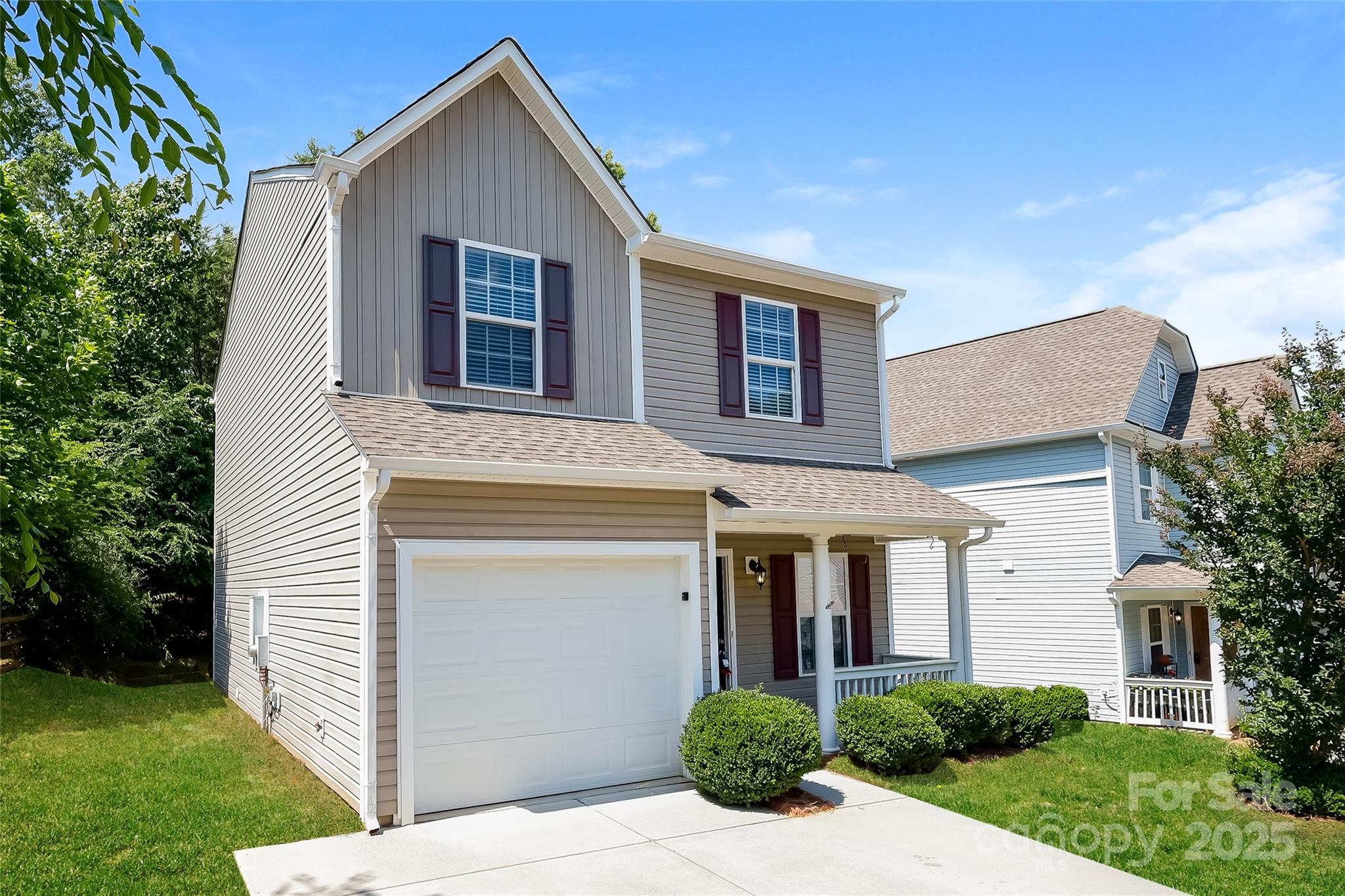 437 Danielle Way Fort Mill, SC 29715 - Photo 2 of 15 a view of outdoor space yard and front view of a house