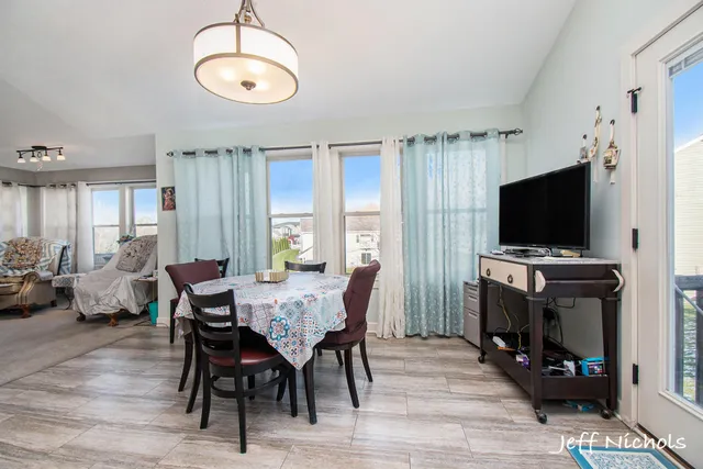 $795,000 | 3111 Sandy Drive Southwest, Wyoming, MI 49418