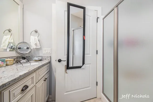 $795,000 | 3111 Sandy Drive Southwest, Wyoming, MI 49418