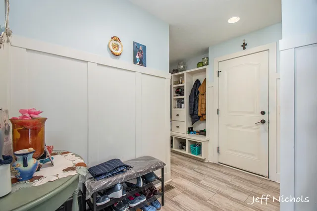 $795,000 | 3111 Sandy Drive Southwest, Wyoming, MI 49418