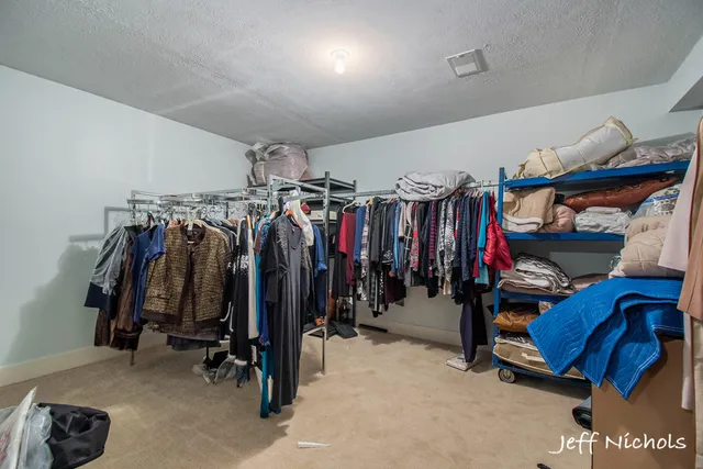 $795,000 | 3111 Sandy Drive Southwest, Wyoming, MI 49418