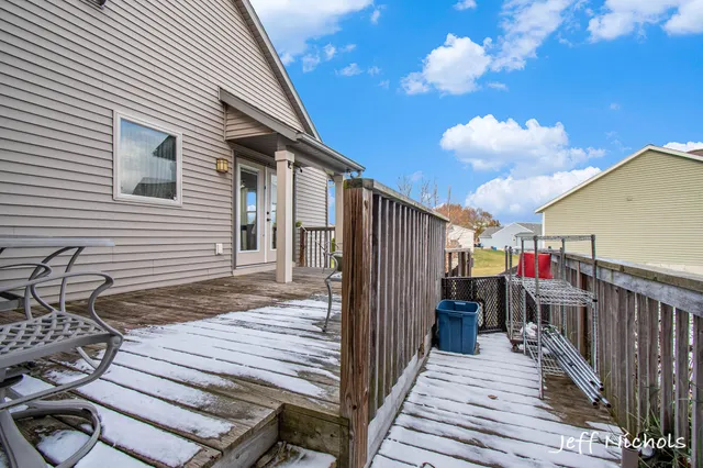 $795,000 | 3111 Sandy Drive Southwest, Wyoming, MI 49418