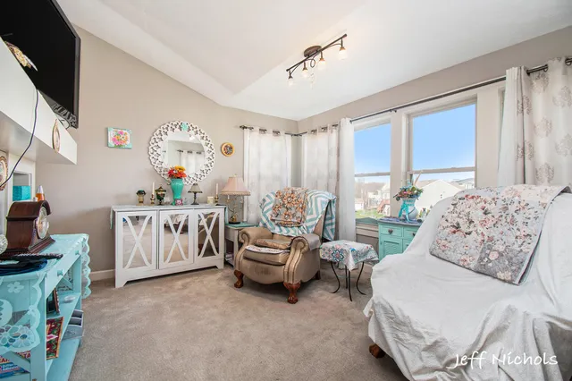 $795,000 | 3111 Sandy Drive Southwest, Wyoming, MI 49418