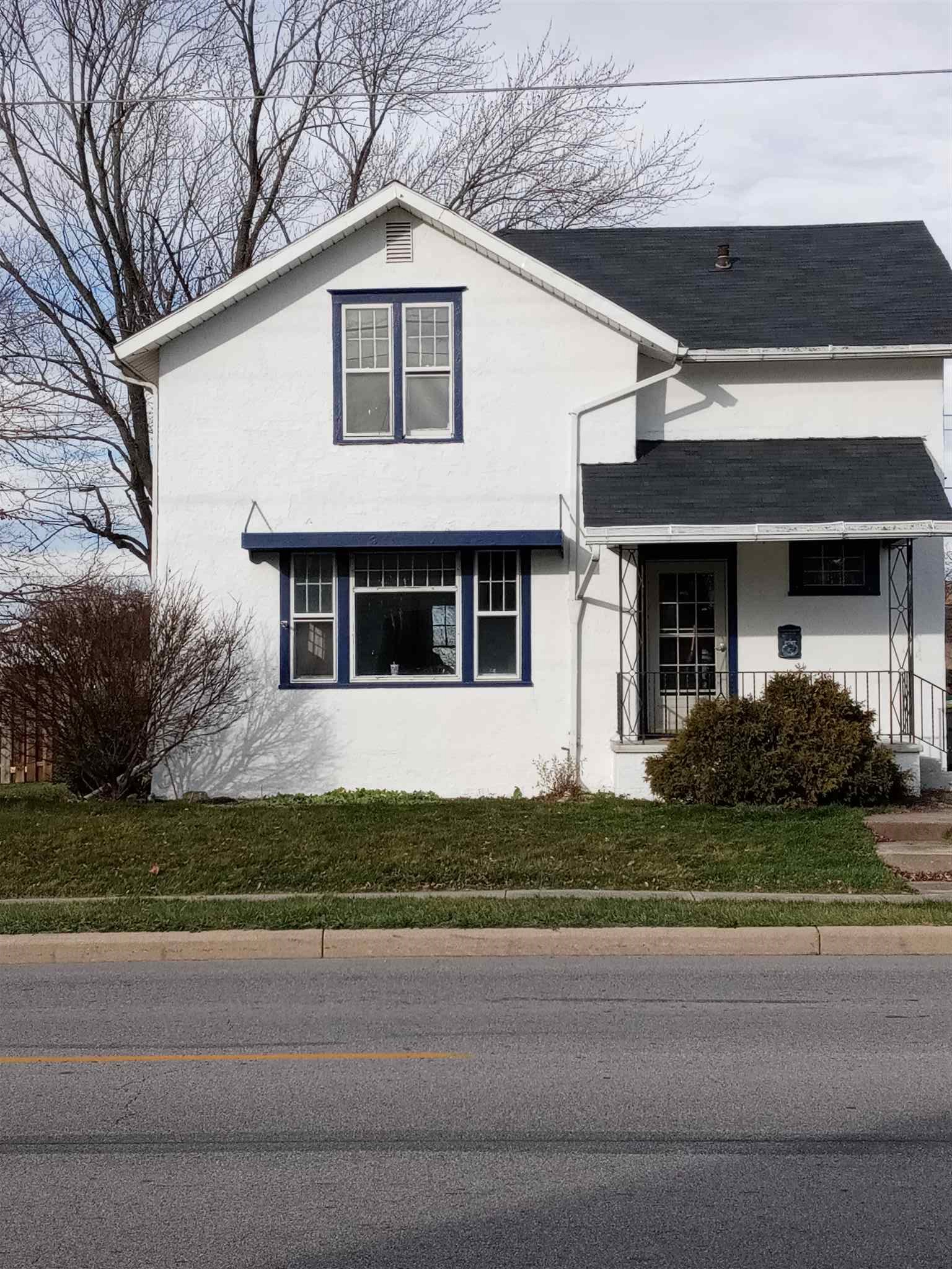 529 East Main Street Butler, IN 46721 - Photo 1 of 19
