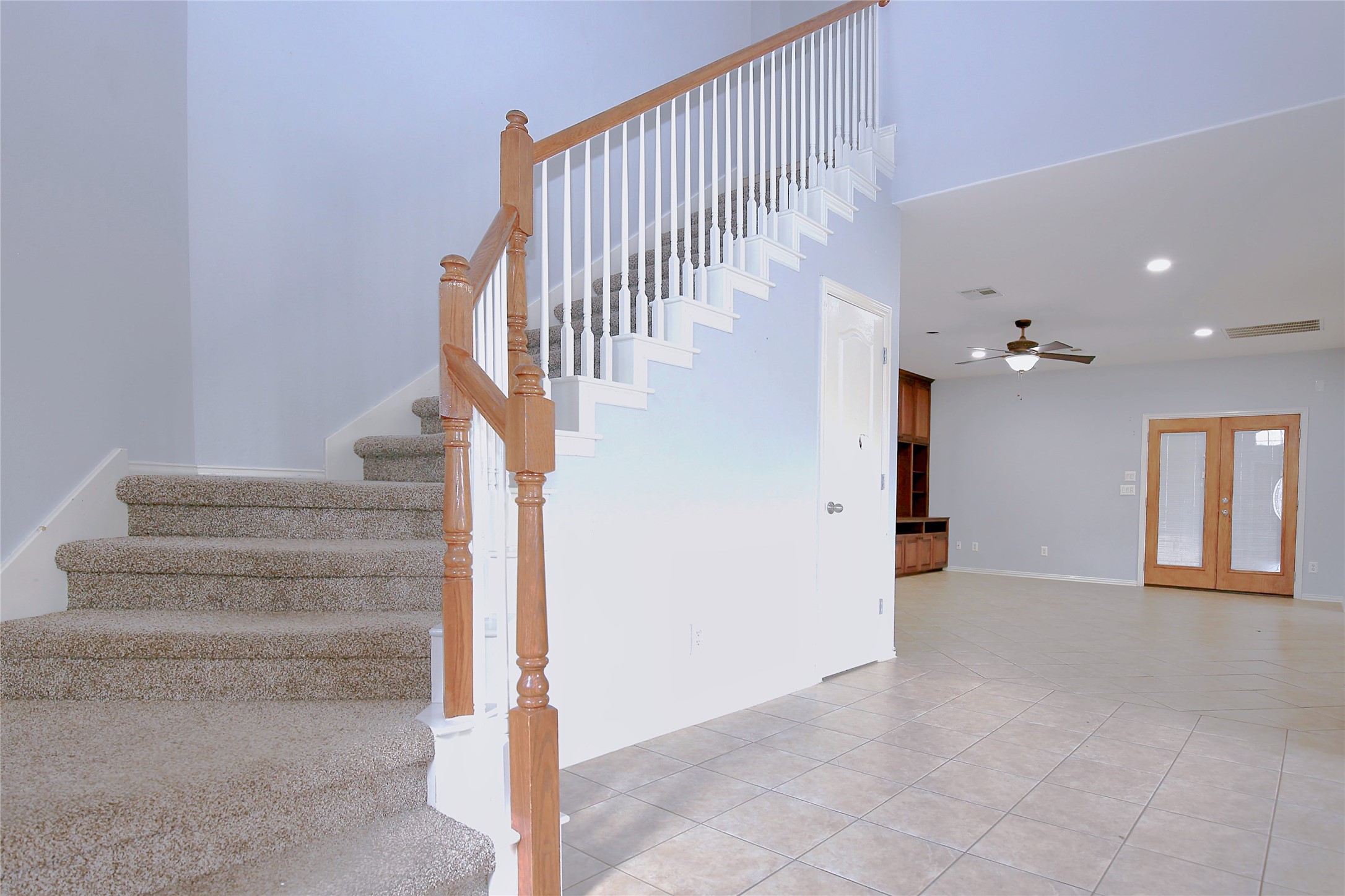 2002 Singing Hills Leander, TX 78641 - Photo 4 of 31 a view of entryway and hall