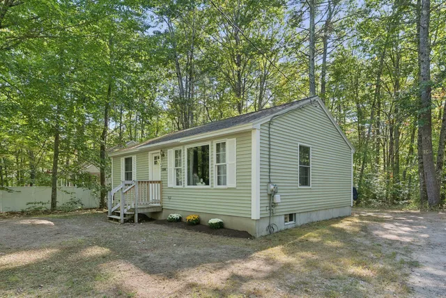 $319,900 | 126 Greenfield Road, Waterboro, ME 04061