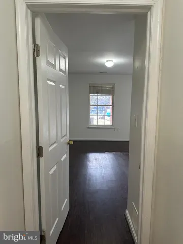 a view of room with an empty space