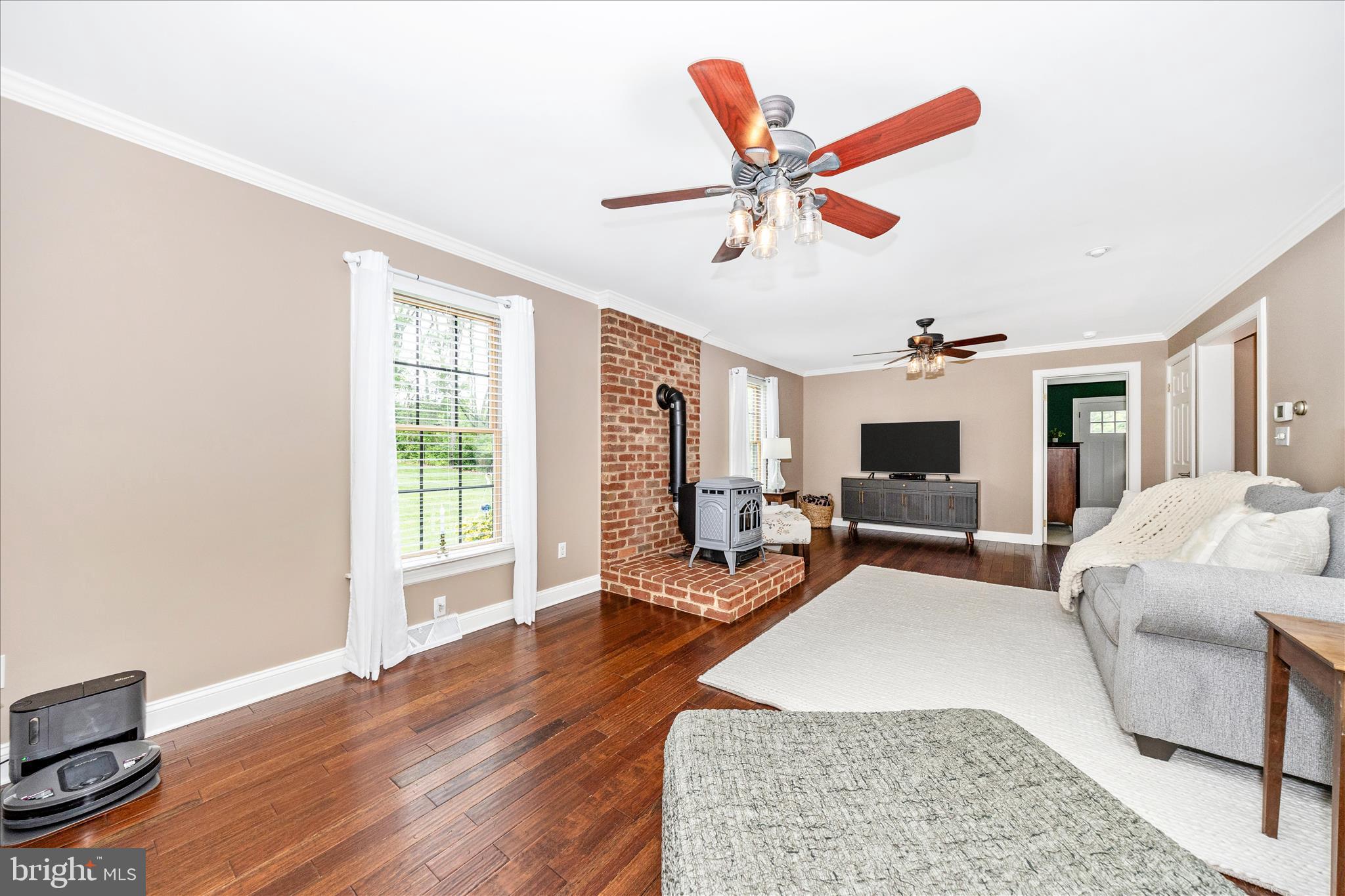 15810 Spade Road Hagerstown, MD 21740 - Photo 14 of 76 a living room with furniture and a large window