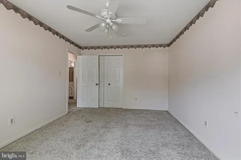 $900,000 | 7207 Neaptide Lane, Burke, VA 22015