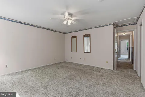 $900,000 | 7207 Neaptide Lane, Burke, VA 22015