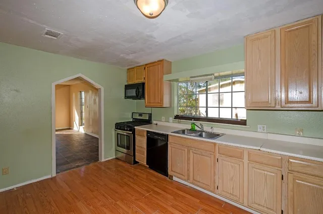 $235,000 | 1322 North Powell Parkway, Anna, TX 75409